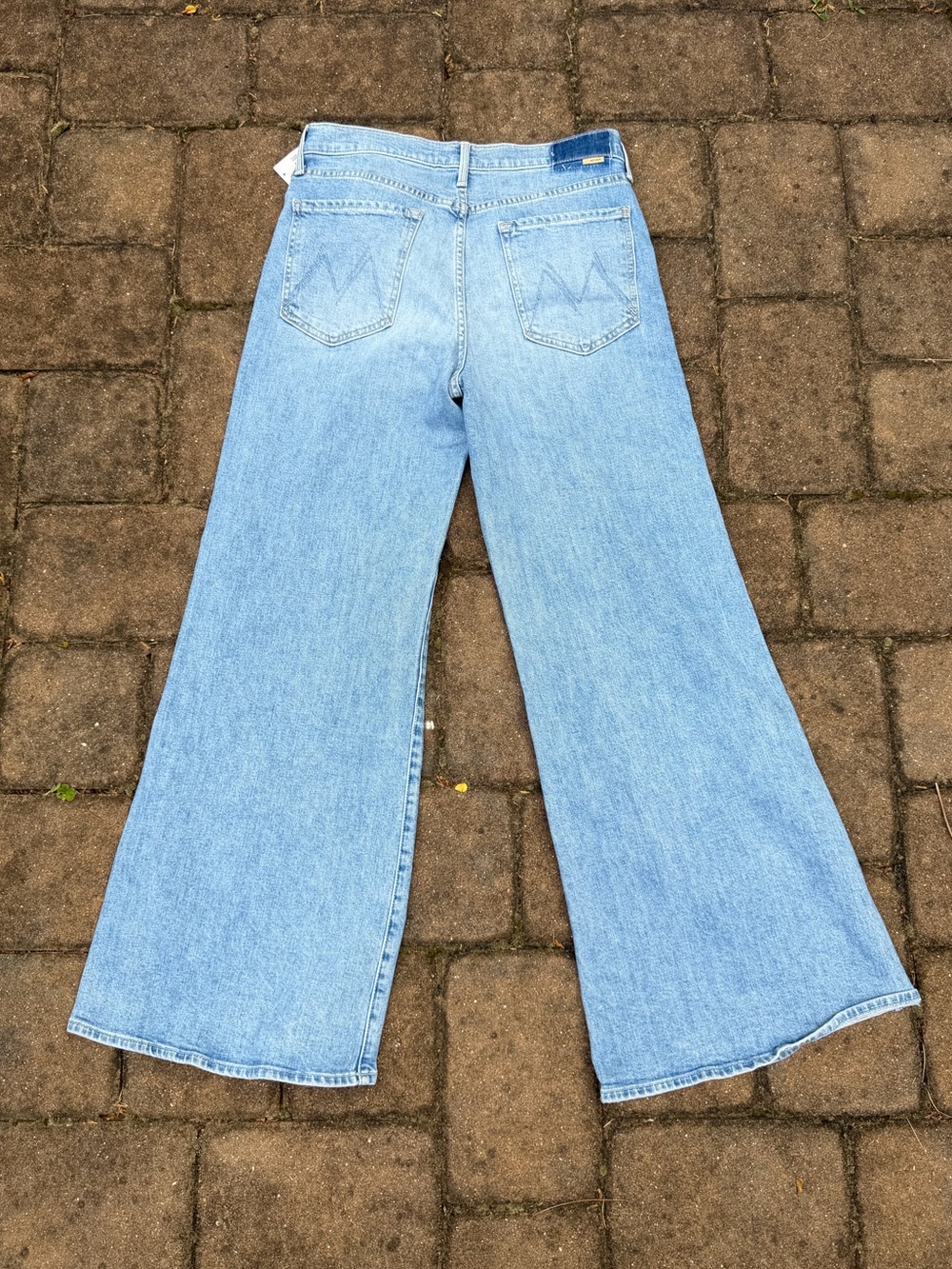 NWT Mother Tomcat Roller Skimp jeans in Puzzled sz 31 - Picture 3 of 13